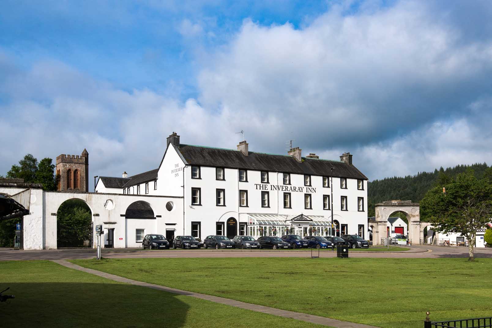 The Inveraray Inn BW Signature Collection By Best Western   The Inveraray Inn Grounds And Hotel 02 83551 