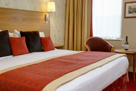 milford-hotel-bedrooms-30-83728.jpg