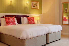 moore-place-hotel-bedrooms-23-83775.jpg