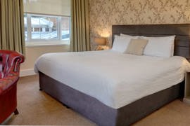 kenwick-park-hotel-bedrooms-22-83858.jpg