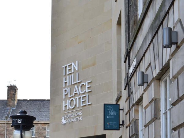 Ten Hill Place Hotel, WorldHotels Distinctive